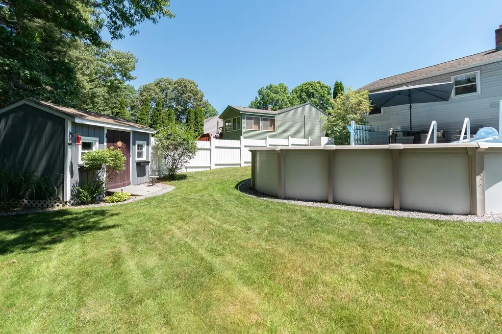 96 Ellingwood Street Manchester NH 03103