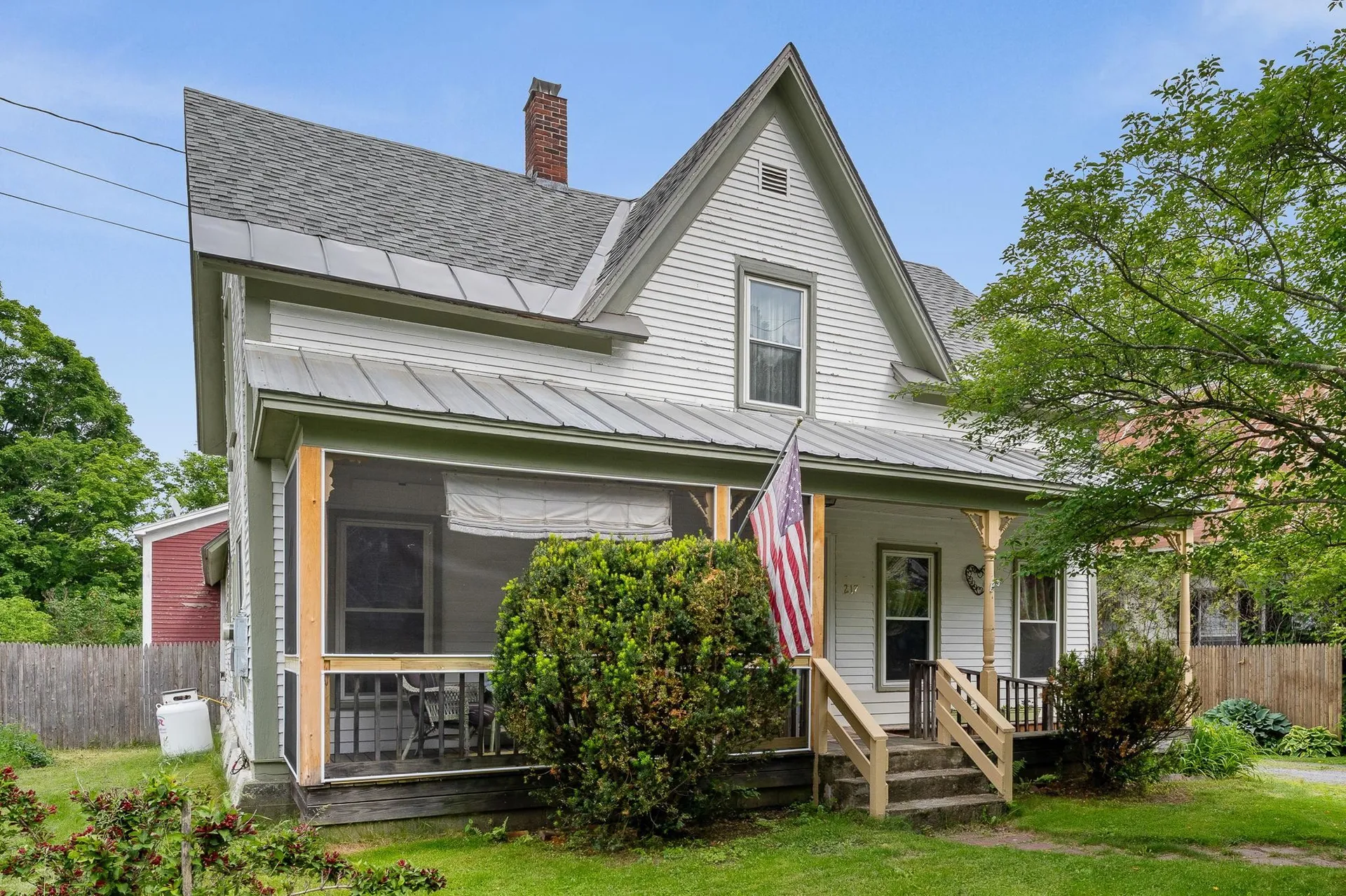 217 South Pleasant Street Bradford VT 05033