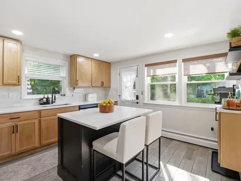 79 Holmes Drive Manchester NH 03104
