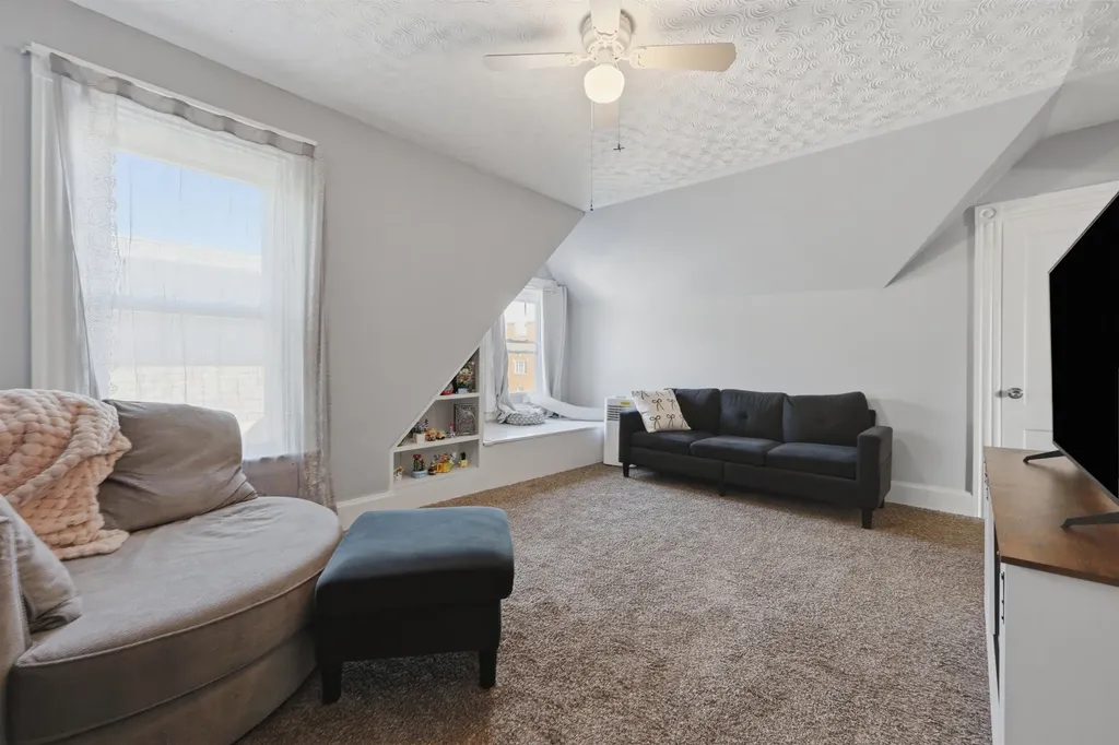6 Blake Street Concord NH 03301