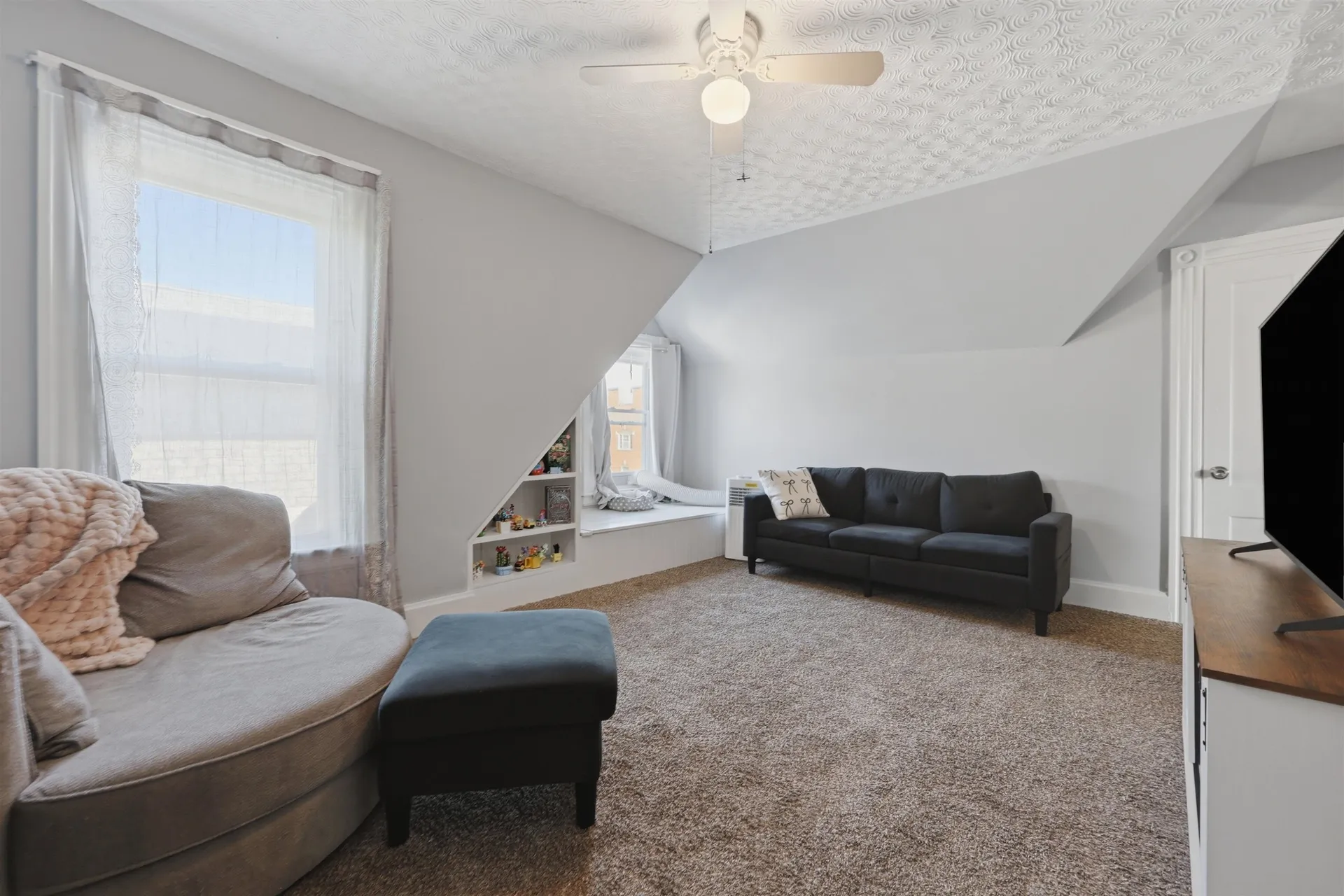 6 Blake Street Concord NH 03301