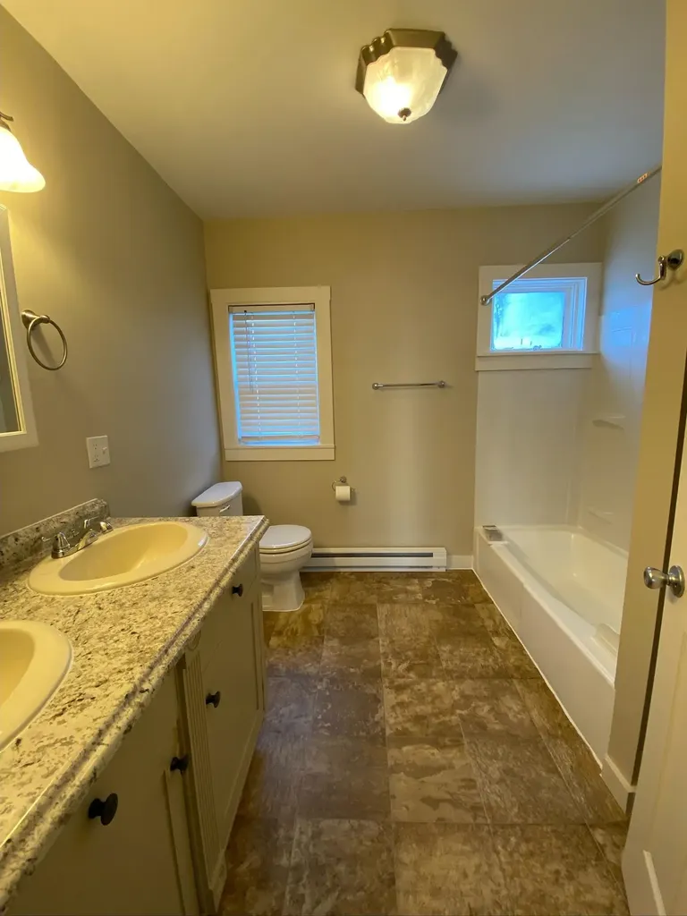 73 Maple Street Rochester NH 03867
