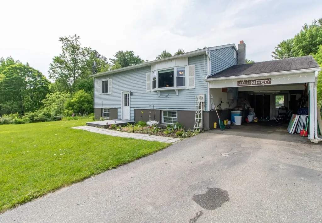 115 Scottsdale Road Newport City VT 05855