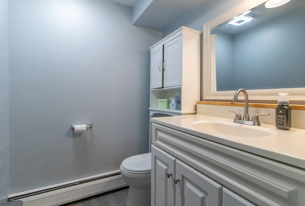 115 Scottsdale Road Newport City VT 05855