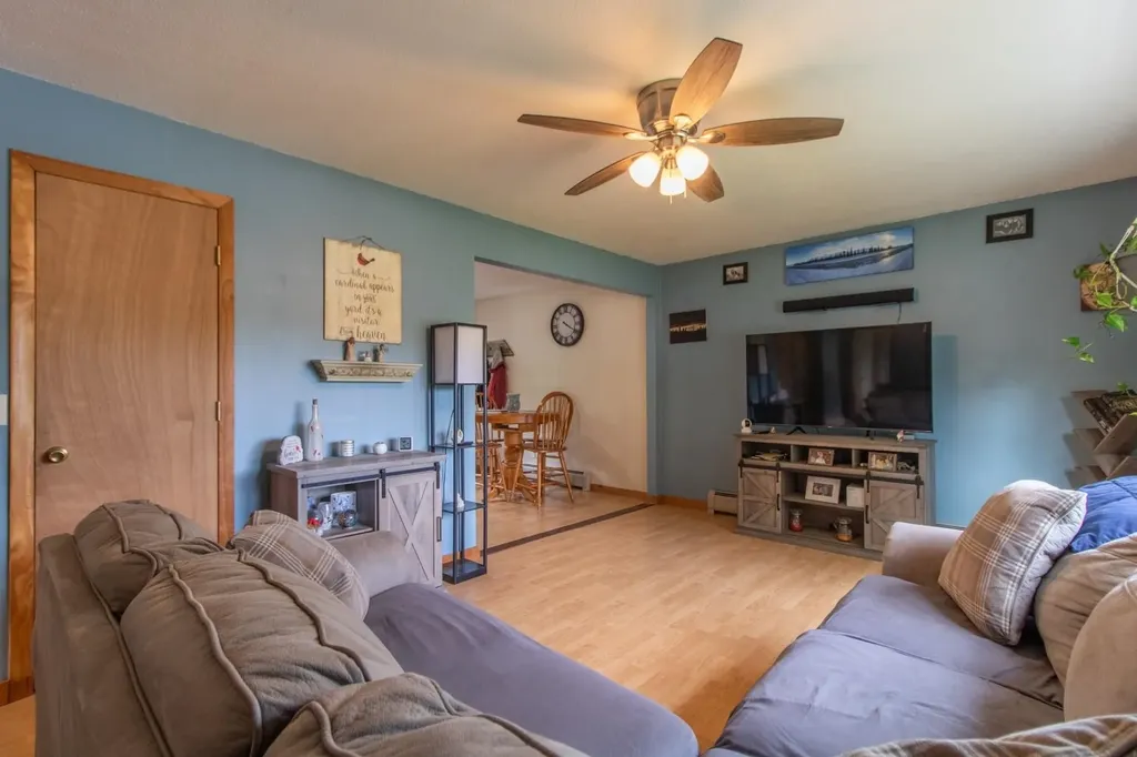 115 Scottsdale Road Newport City VT 05855