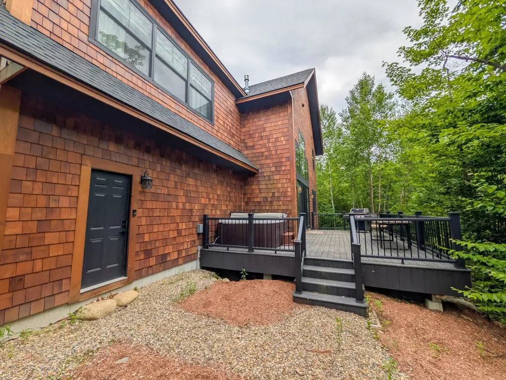302 South Peak Road Lincoln NH 03251