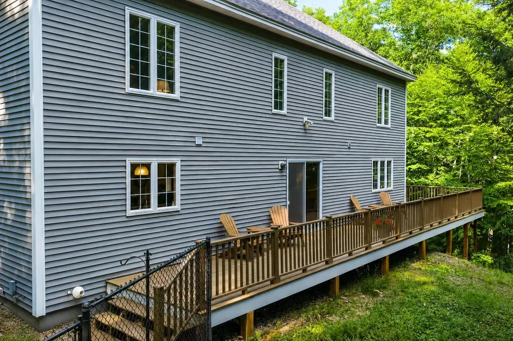 27 Colonel Wilkins Road Amherst NH 03031