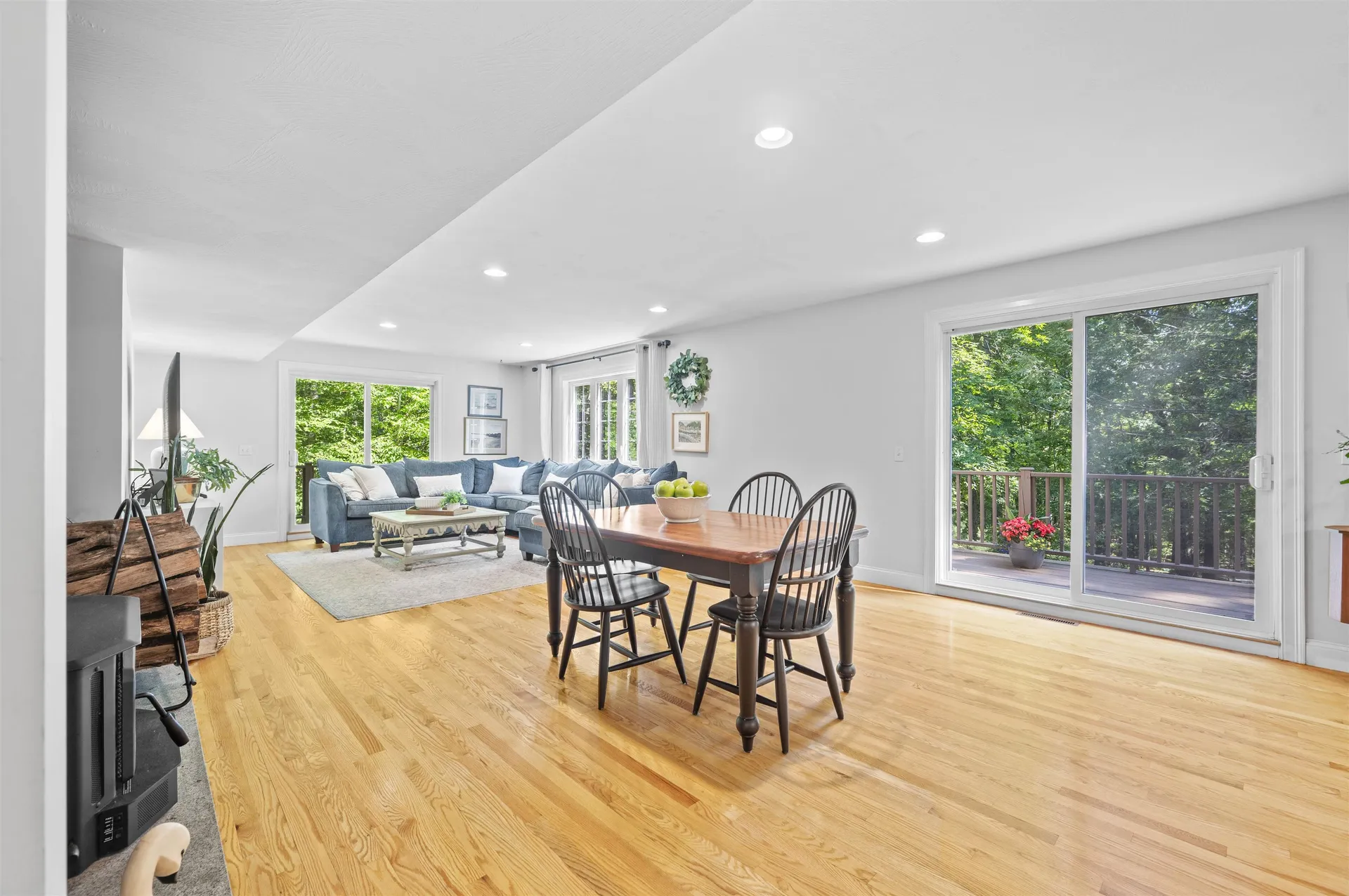 27 Colonel Wilkins Road Amherst NH 03031