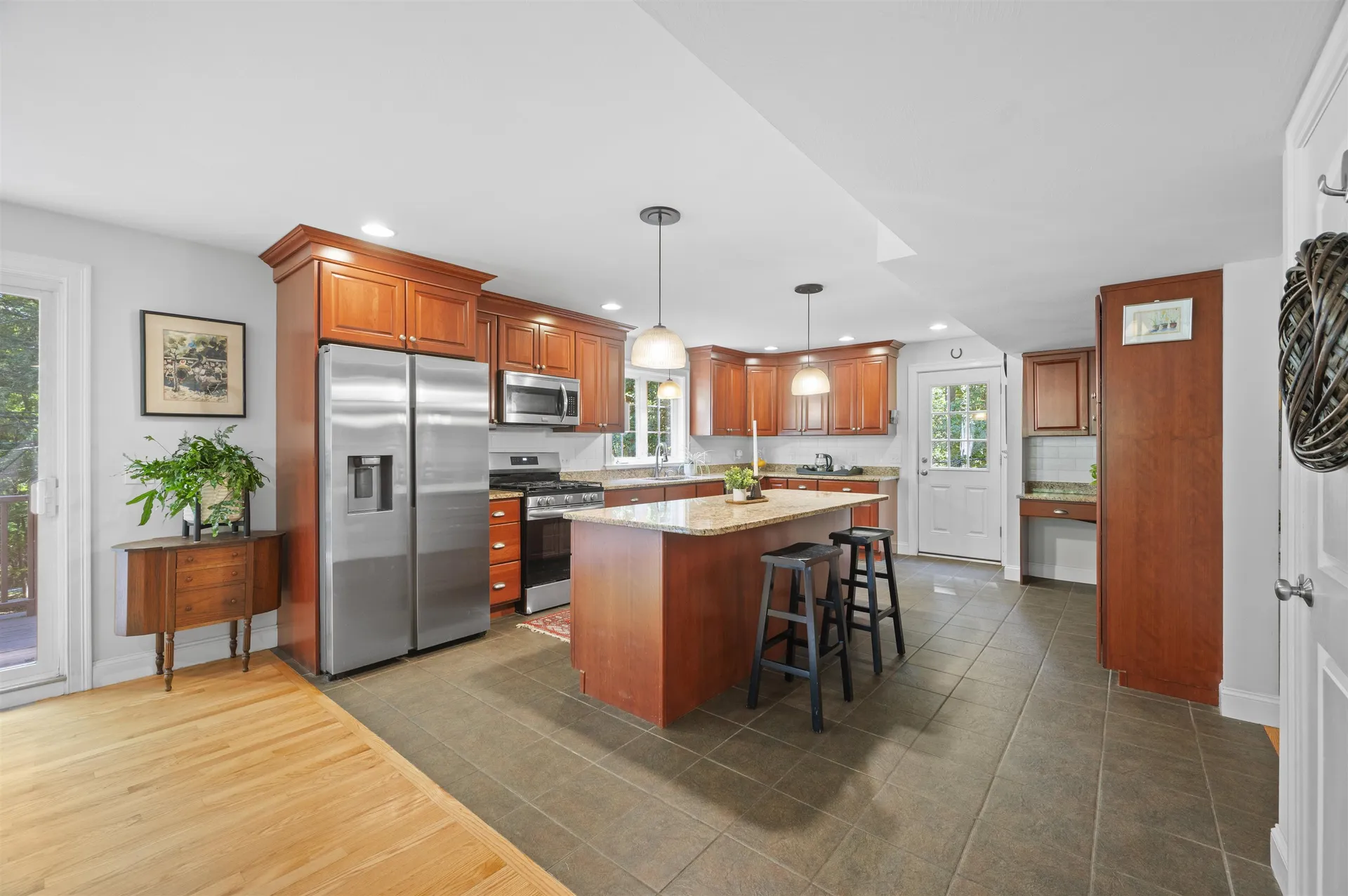27 Colonel Wilkins Road Amherst NH 03031