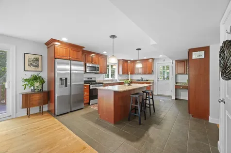 27 Colonel Wilkins Road Amherst NH 03031