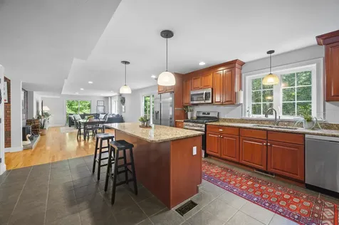 27 Colonel Wilkins Road Amherst NH 03031