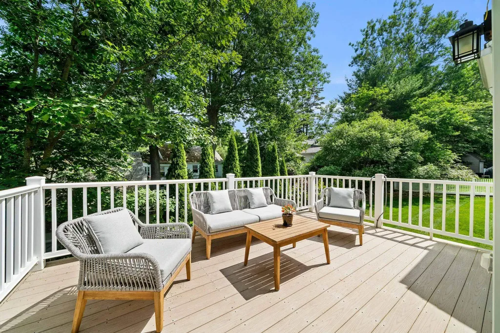 20 Huckleberry Lane Hampton NH 03842