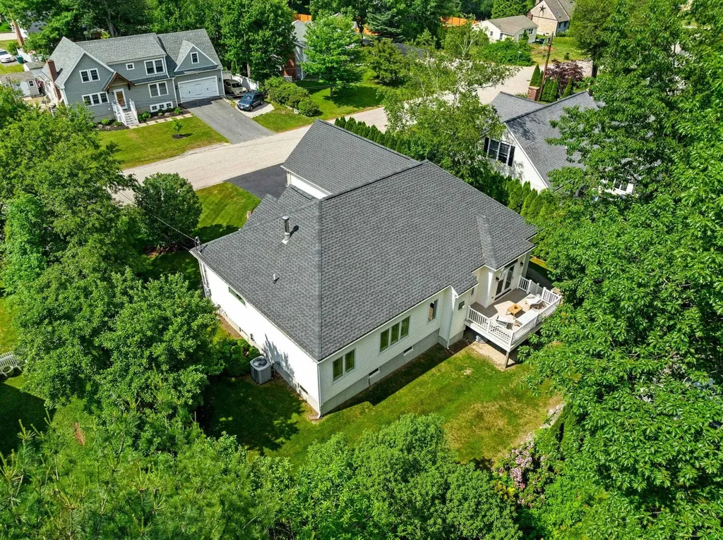 20 Huckleberry Lane Hampton NH 03842