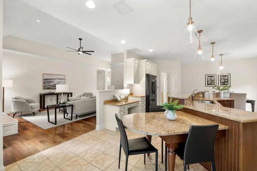 20 Huckleberry Lane Hampton NH 03842