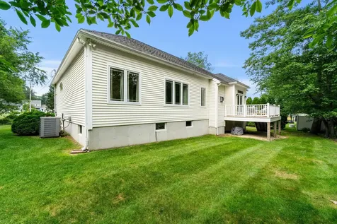 20 Huckleberry Lane Hampton NH 03842