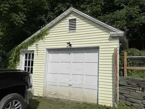 1767 Vt Route 31 Poultney VT 05764