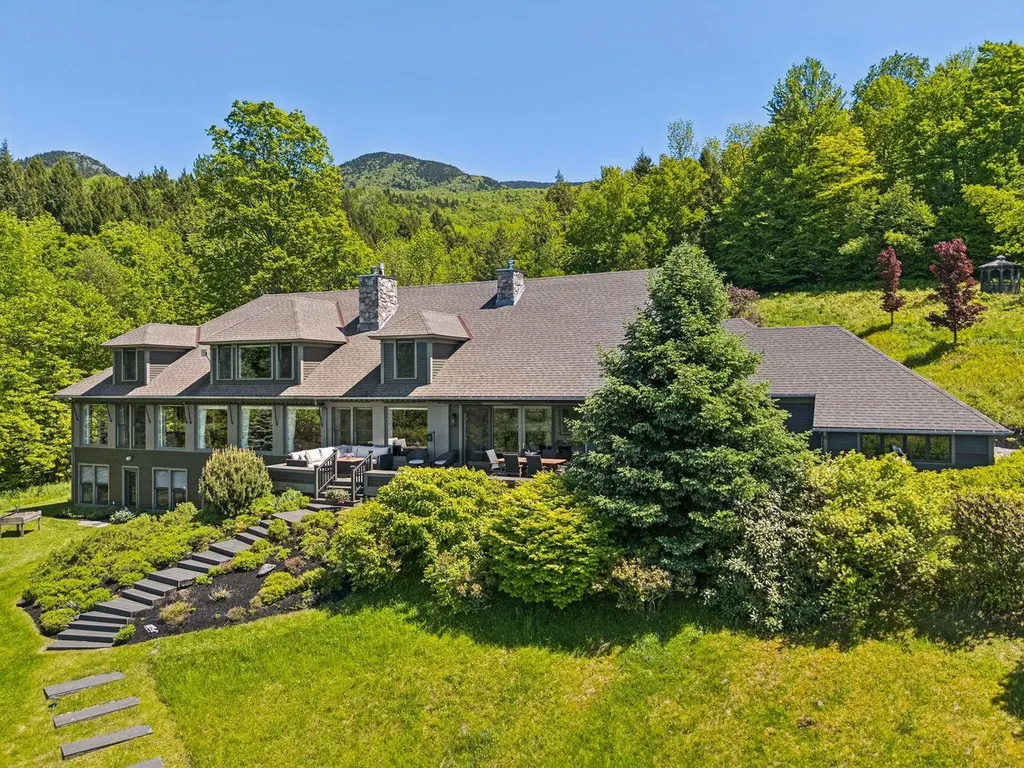 217 Logging Hill Road Stowe VT 05672