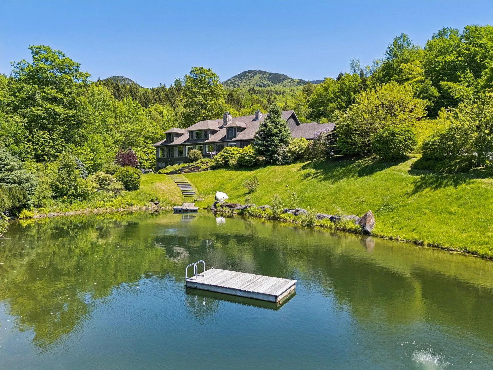 217 Logging Hill Road Stowe VT 05672