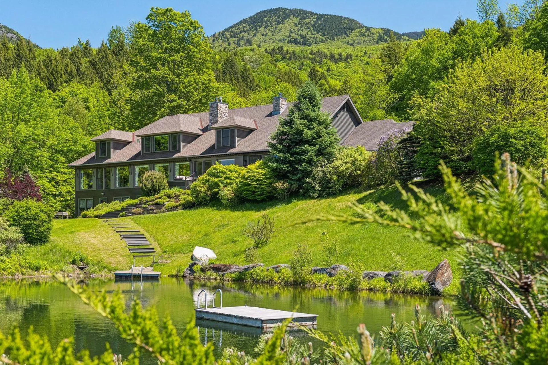 217 Logging Hill Road Stowe VT 05672