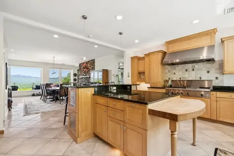 217 Logging Hill Road Stowe VT 05672