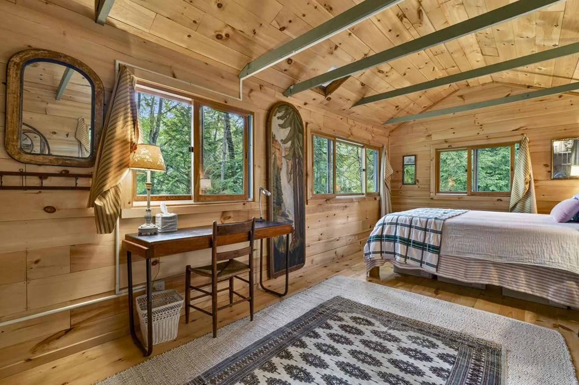 173 North Road Deering NH 03244