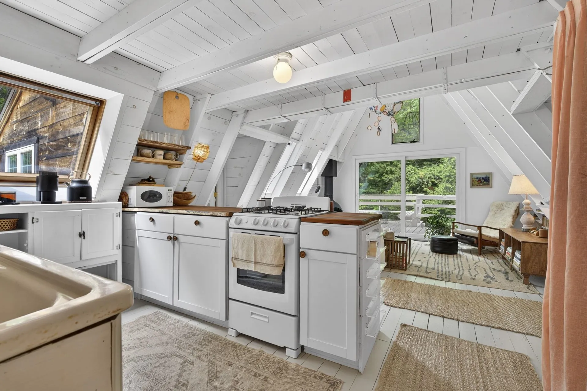 185 North Road Deering NH 03244