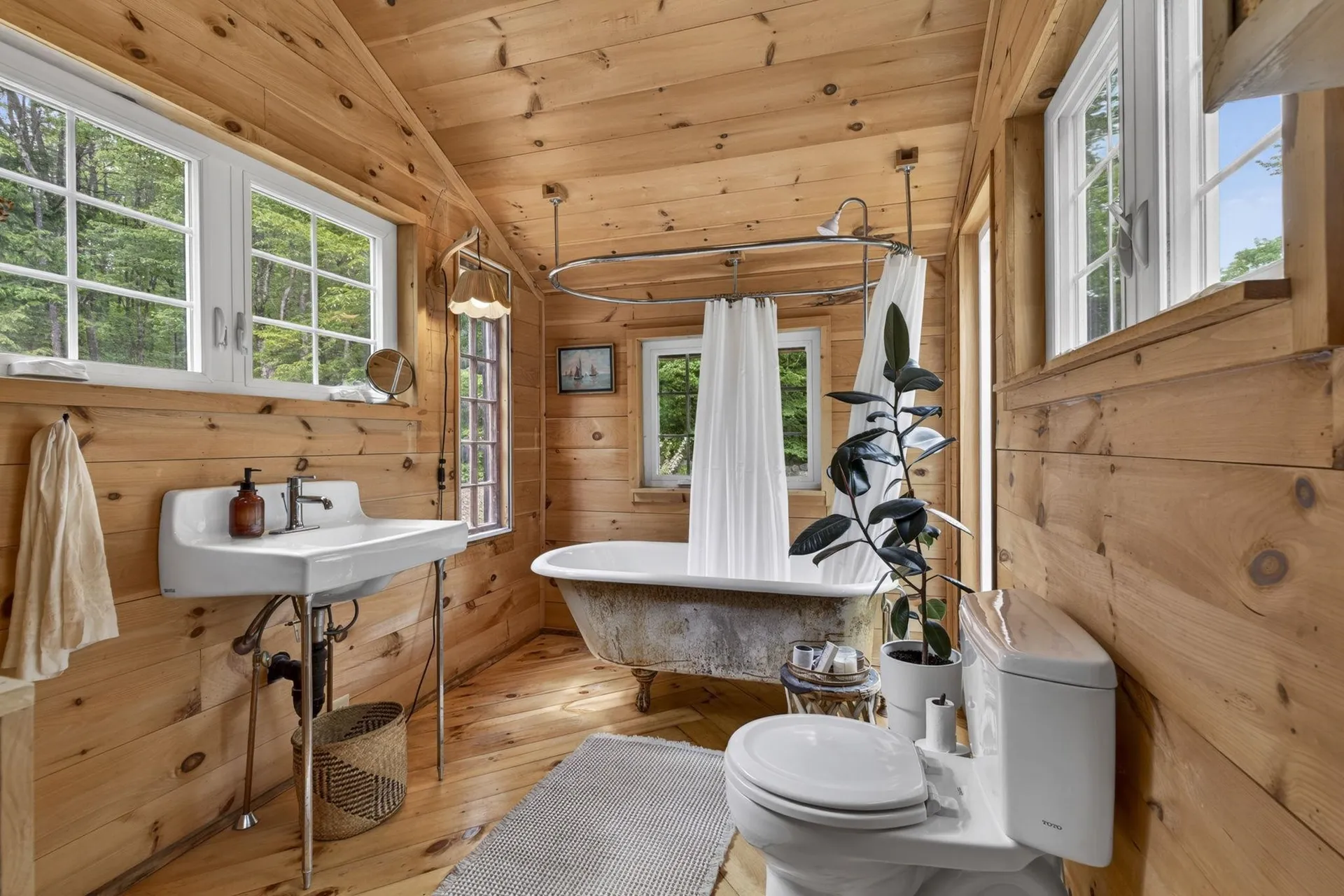 185 North Road Deering NH 03244