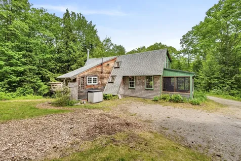 185 North Road Deering NH 03244