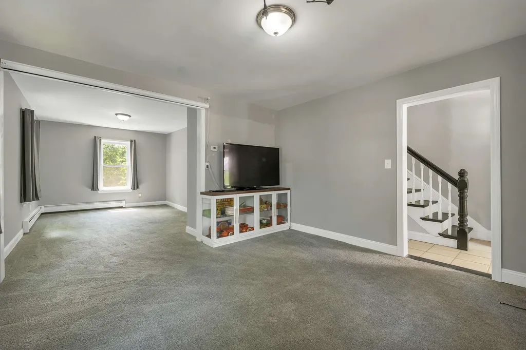 41 Dixon Street Laconia NH 03246