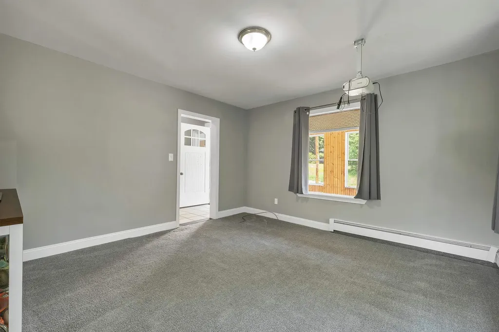 41 Dixon Street Laconia NH 03246