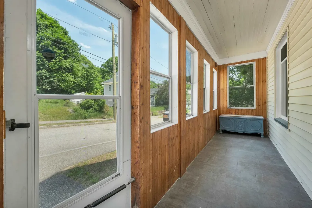 41 Dixon Street Laconia NH 03246
