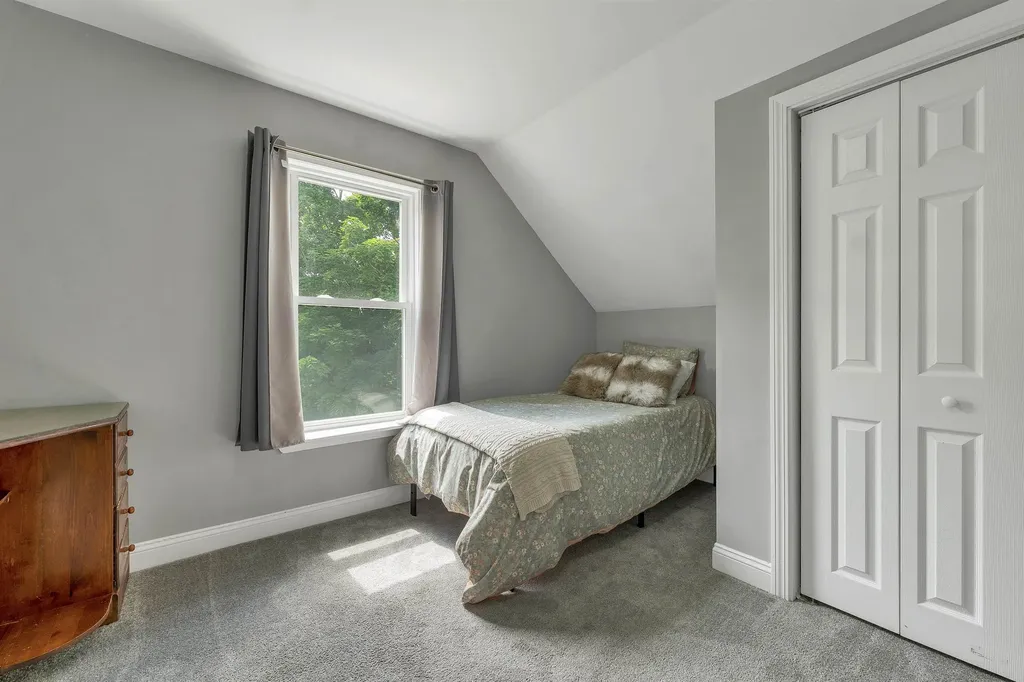 41 Dixon Street Laconia NH 03246