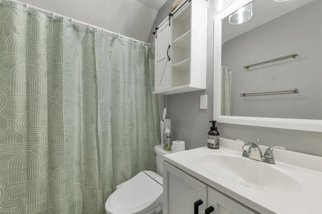 41 Dixon Street Laconia NH 03246