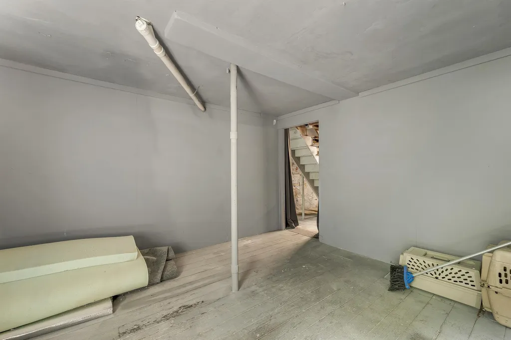 41 Dixon Street Laconia NH 03246