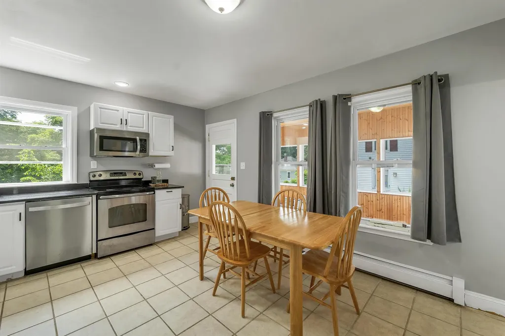 41 Dixon Street Laconia NH 03246