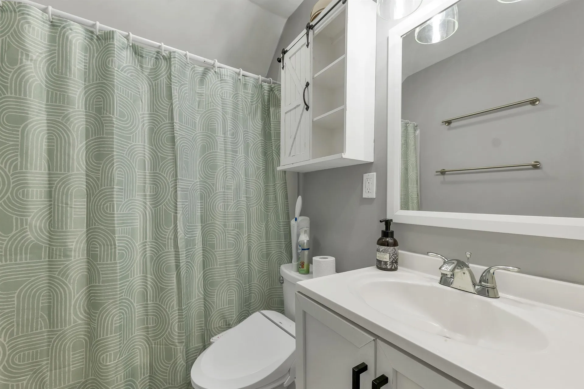 41 Dixon Street Laconia NH 03246