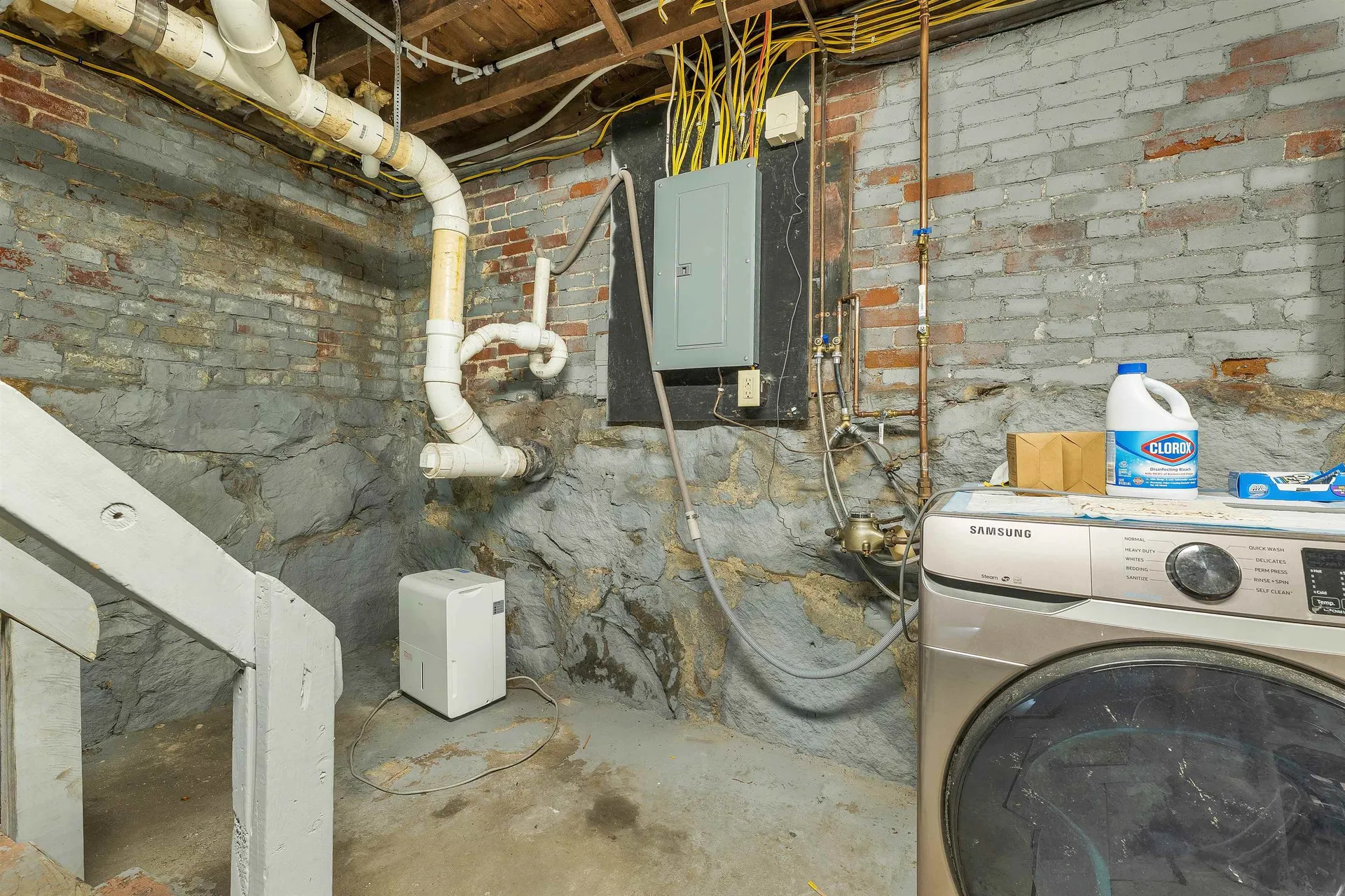 41 Dixon Street Laconia NH 03246