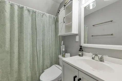 41 Dixon Street Laconia NH 03246