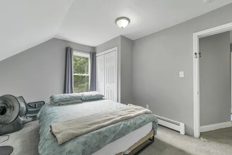 41 Dixon Street Laconia NH 03246