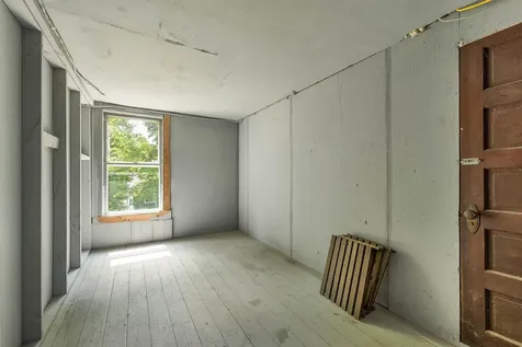 41 Dixon Street Laconia NH 03246