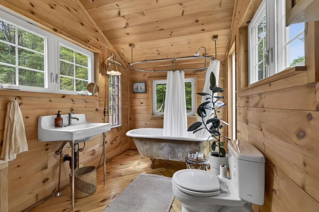 173 & 185 North Road Deering NH 03244