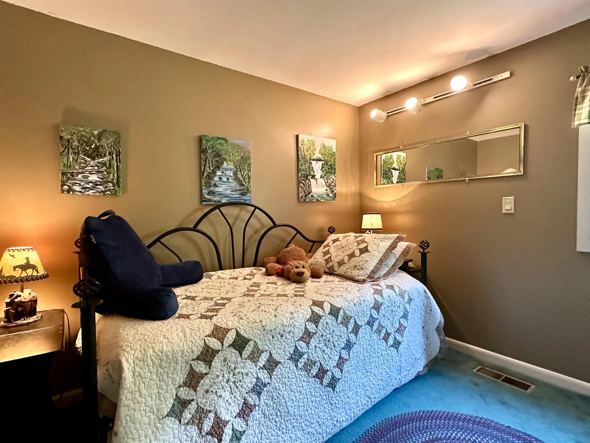 310 Cross Hill Road Wilmot NH 03287