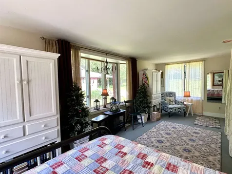 310 Cross Hill Road Wilmot NH 03287