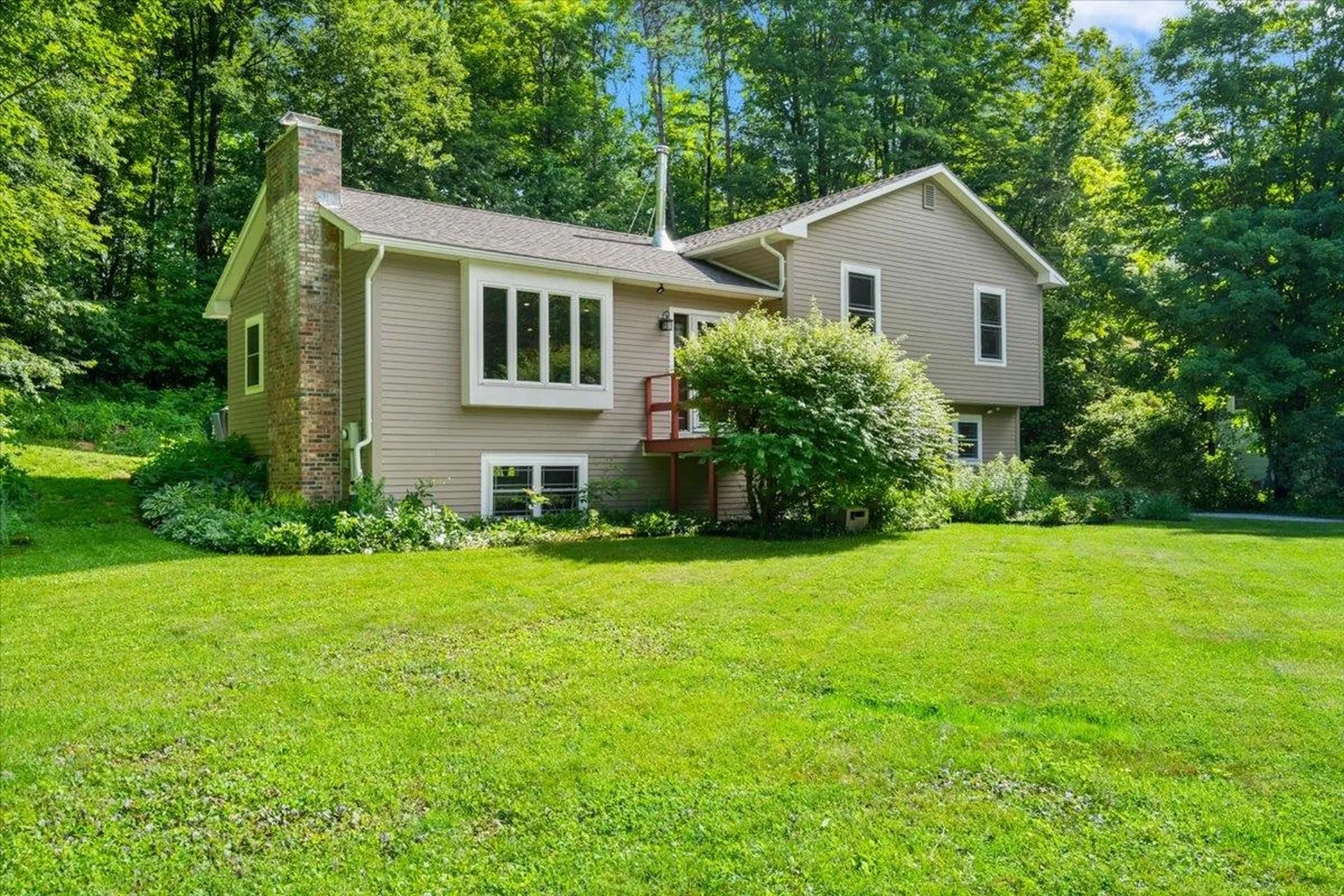 80 Phoenix Circle Richmond VT 05477