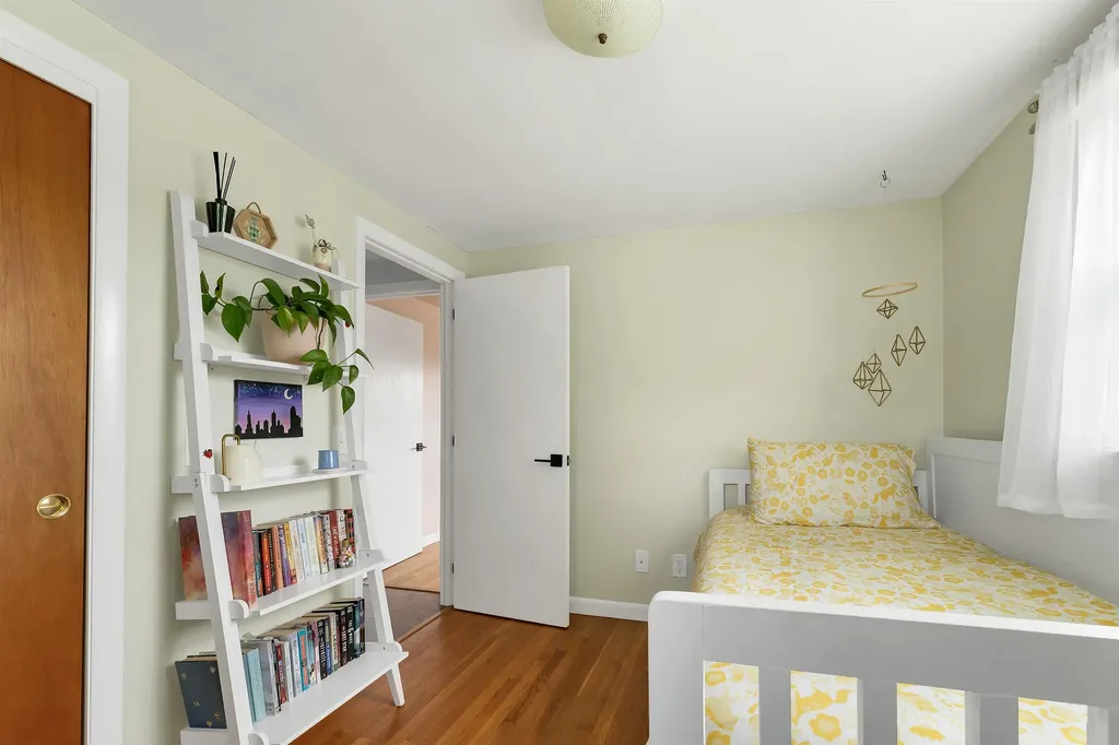 15 Fairview Avenue Pembroke NH 03275