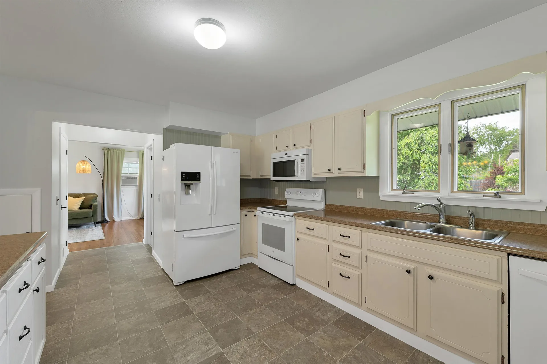 15 Fairview Avenue Pembroke NH 03275