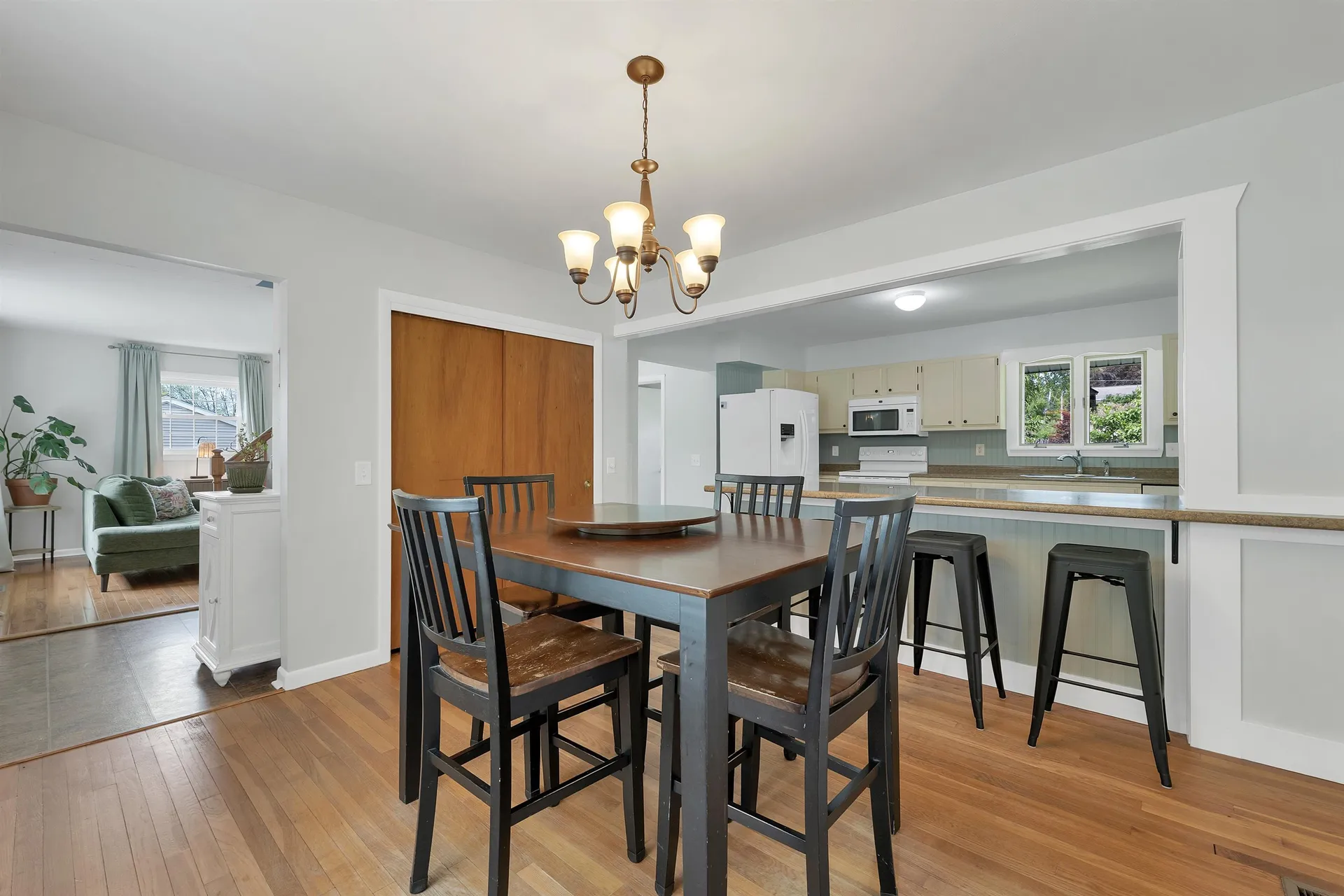 15 Fairview Avenue Pembroke NH 03275