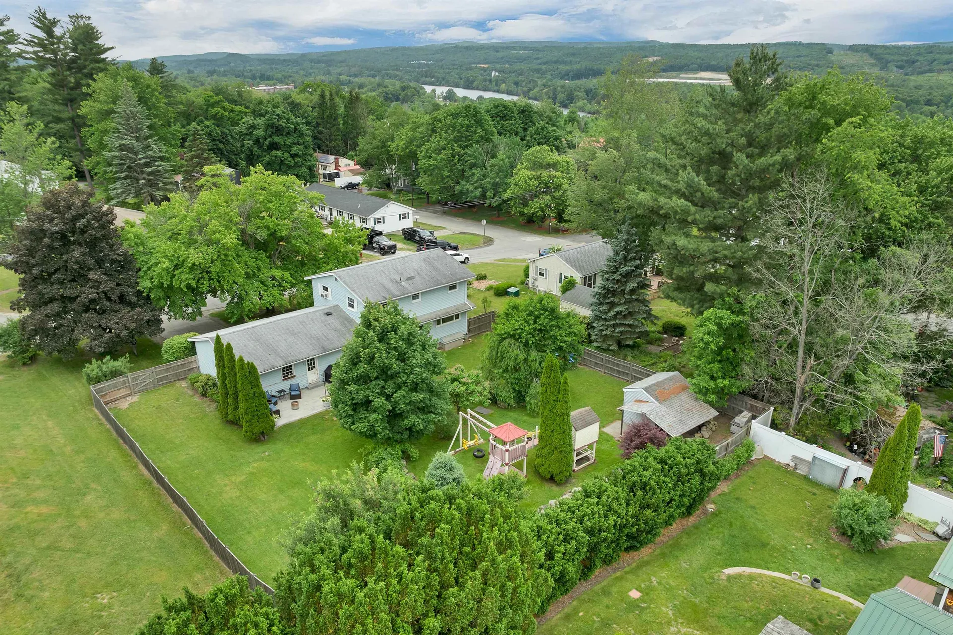 15 Fairview Avenue Pembroke NH 03275
