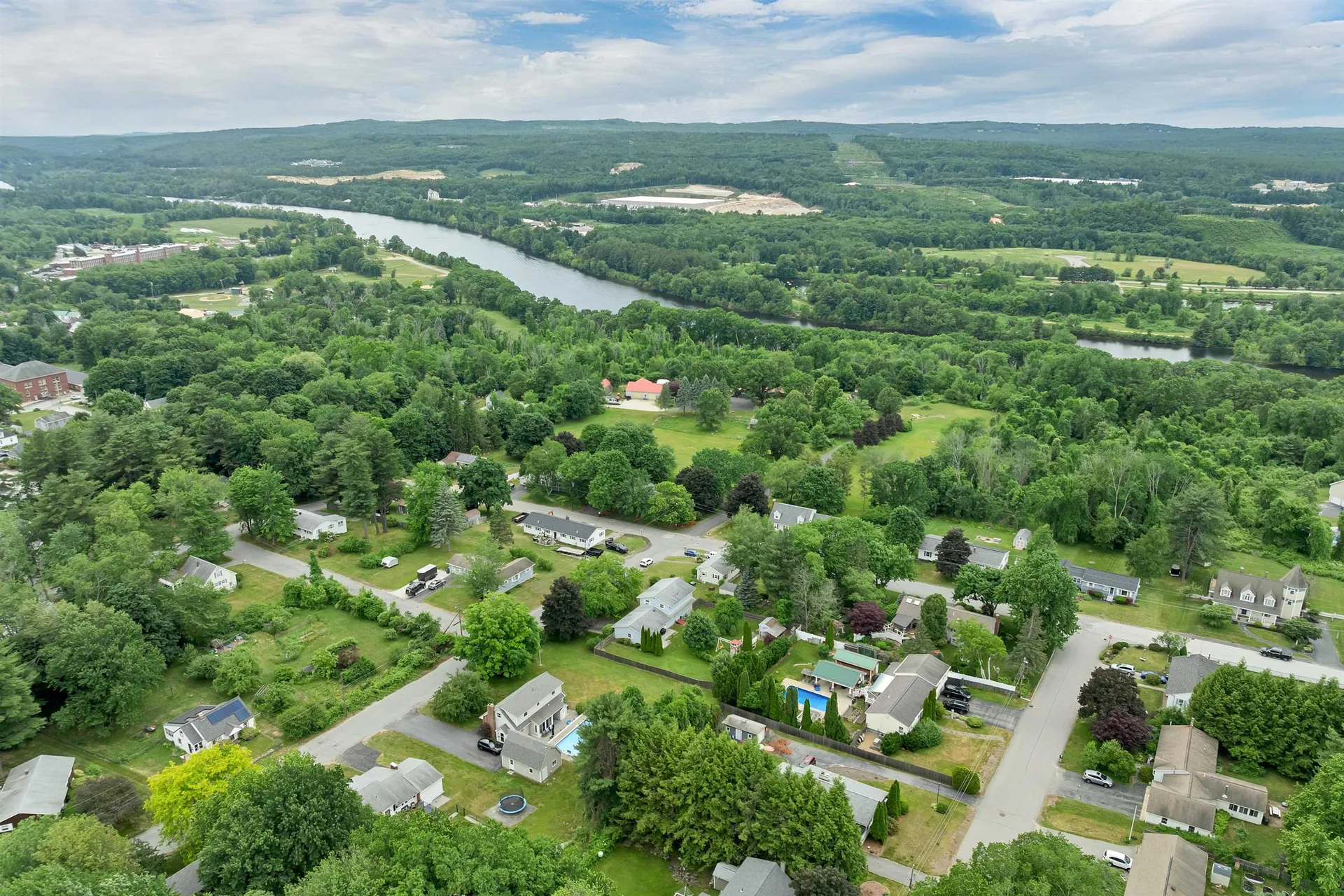15 Fairview Avenue Pembroke NH 03275