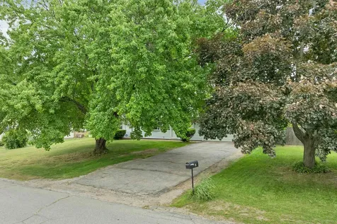 15 Fairview Avenue Pembroke NH 03275